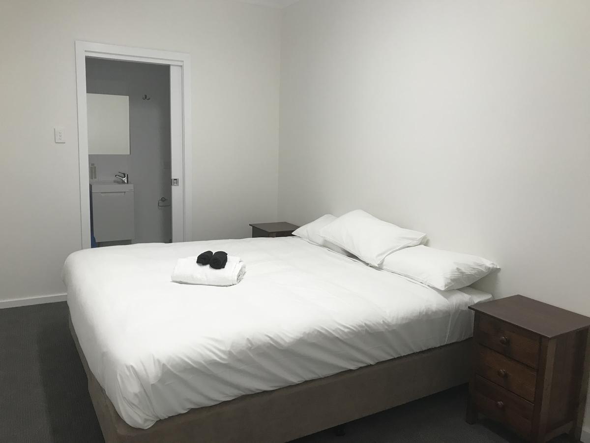 لونسيستون Okeefes Hotel Backpackers المظهر الخارجي الصورة